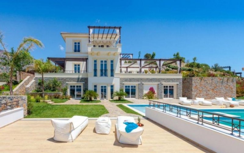 Schisma Eloundas Luxusvilla am Meer mit vier Schlafzimmern, Pool, Gästehaus, Privatstrand, 5-Sterne-Hotelservice Haus kaufen